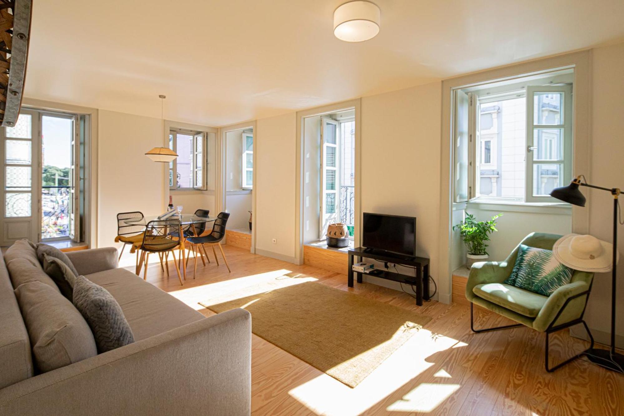 Castelo Superior Two Bedroom By Les Deux Mariettes Apartamento *