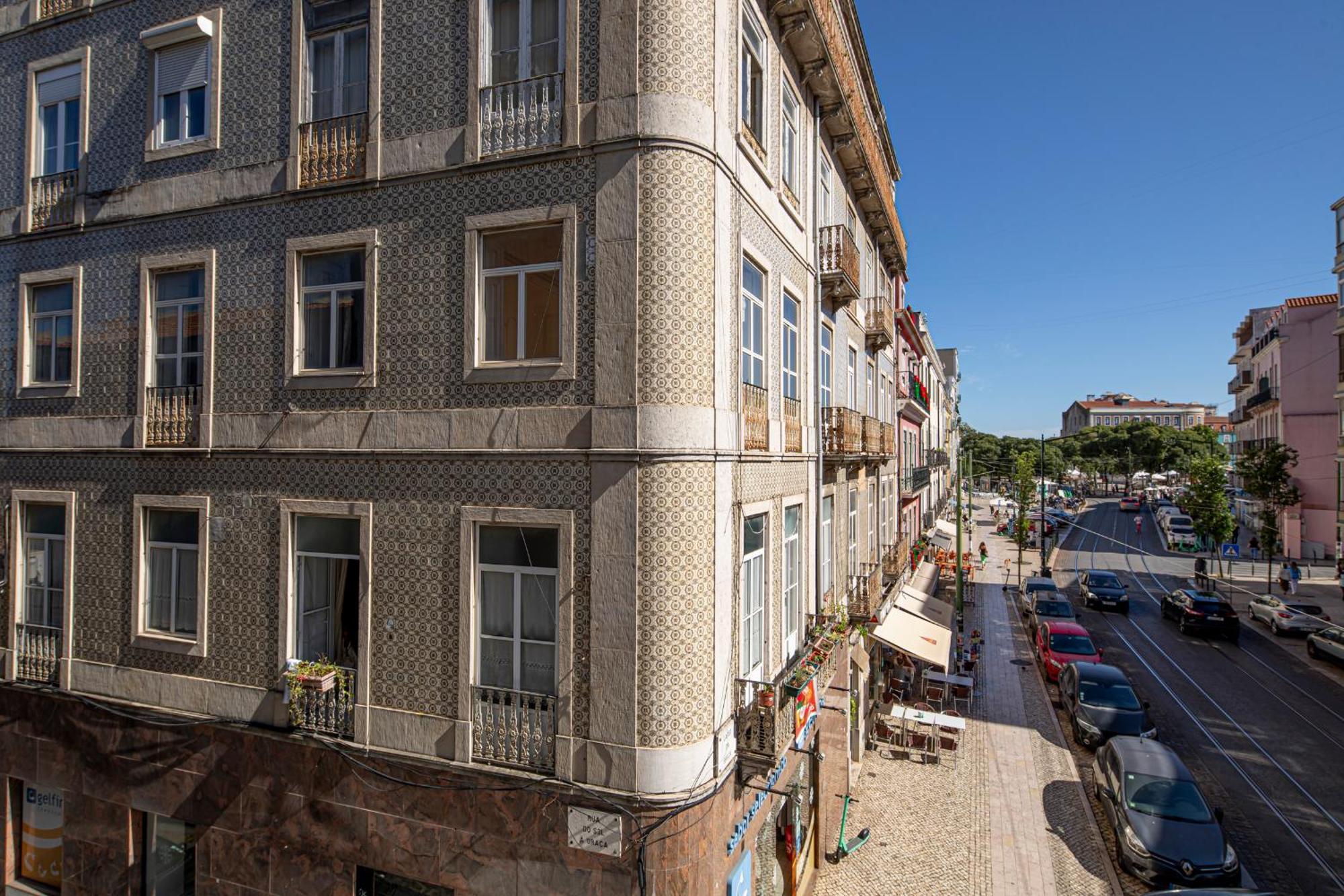 Castelo Superior Two Bedroom By Les Deux Mariettes Lisboa