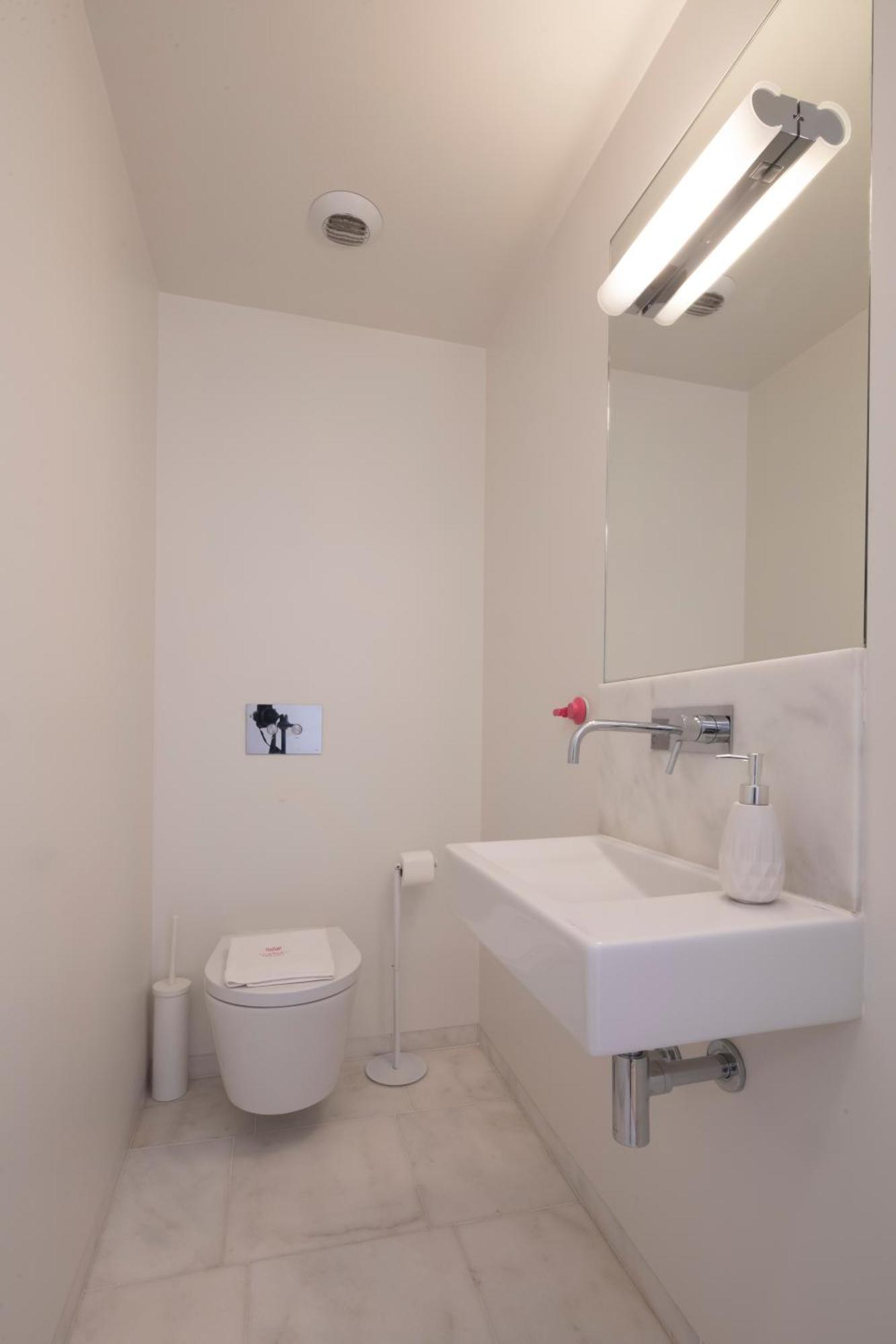 Castelo Superior Two Bedroom By Les Deux Mariettes Lisbon