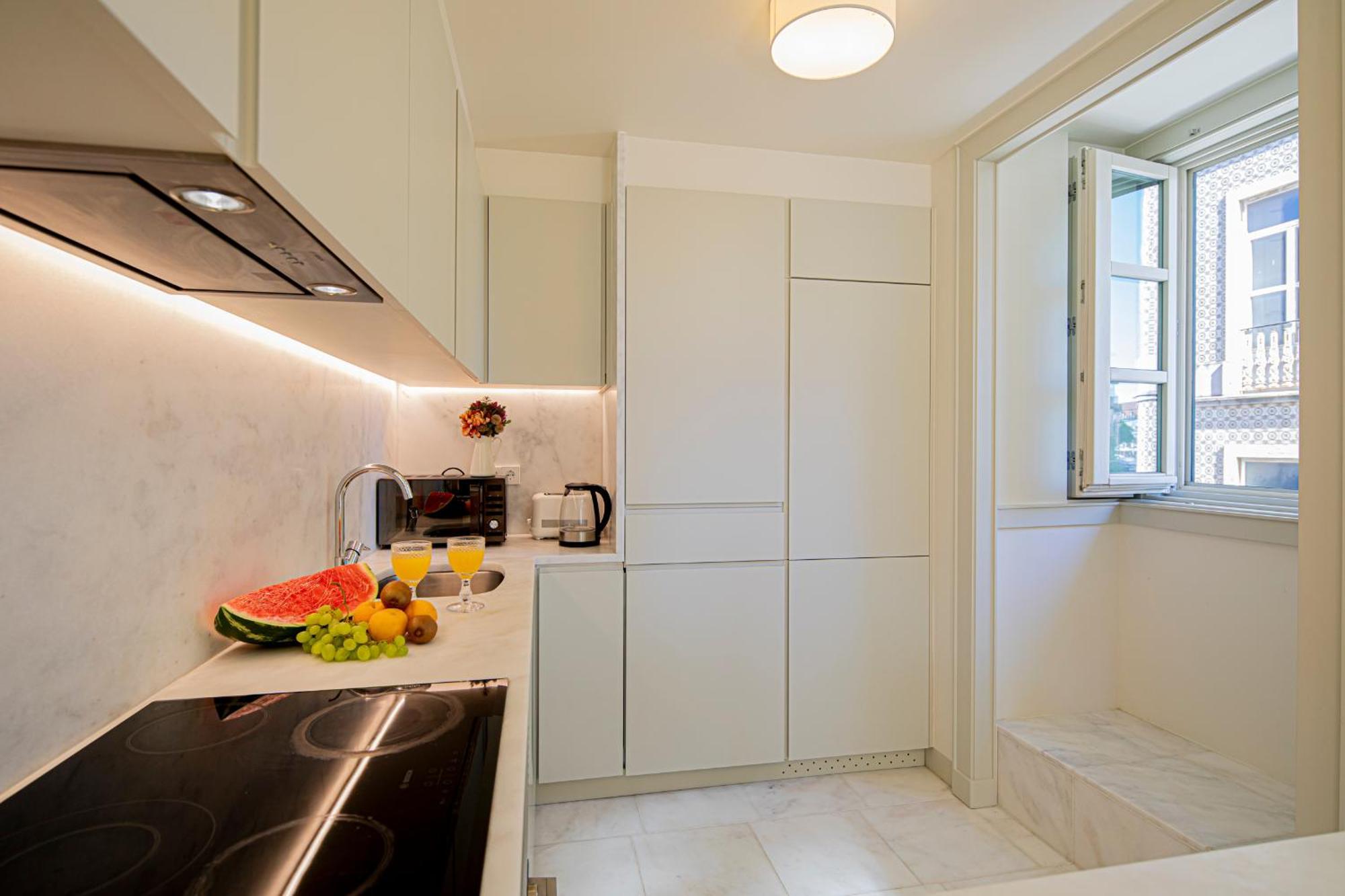 Castelo Superior Two Bedroom By Les Deux Mariettes Lisbon